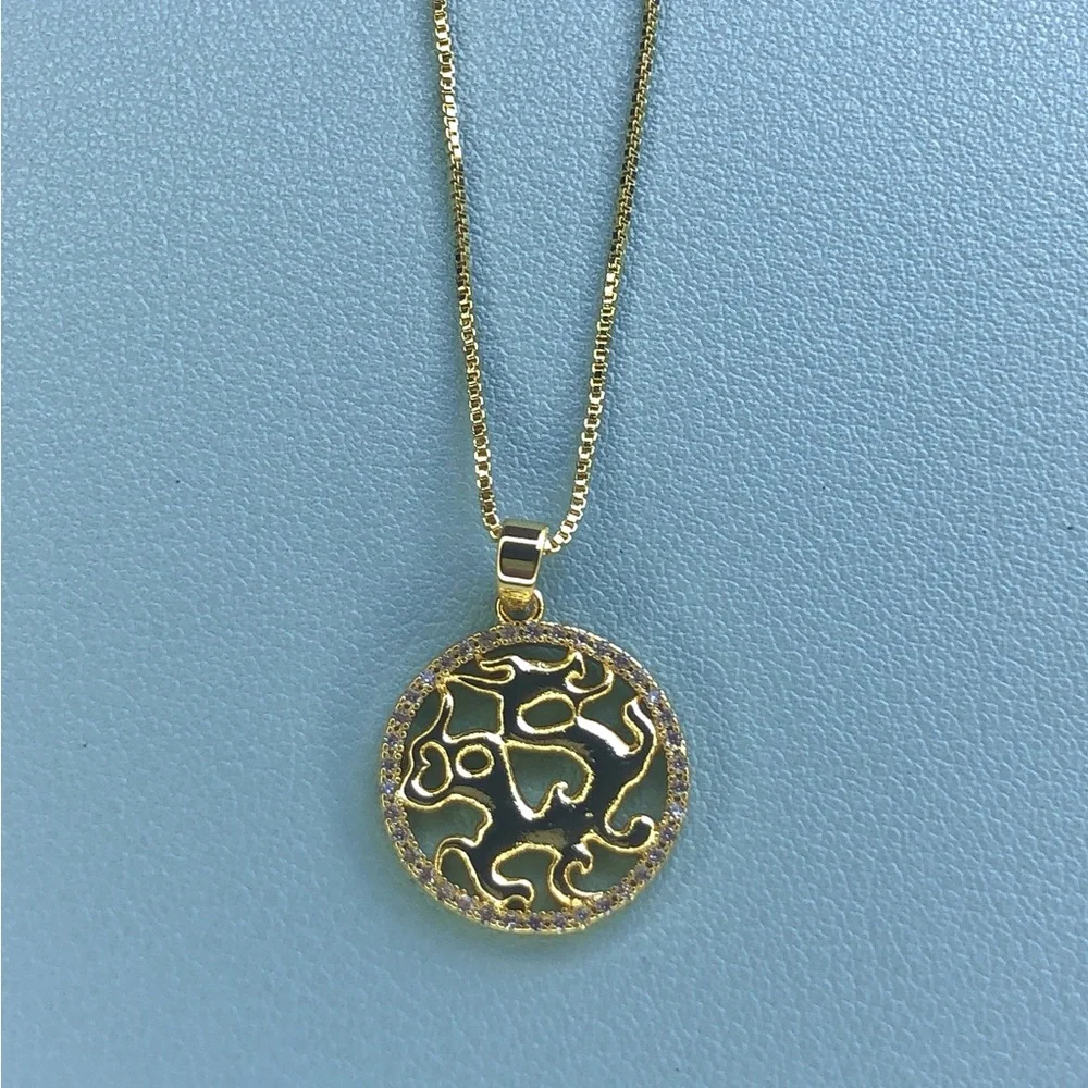 ๐14K Gold Pendant Necklace - Picture 5 of 6